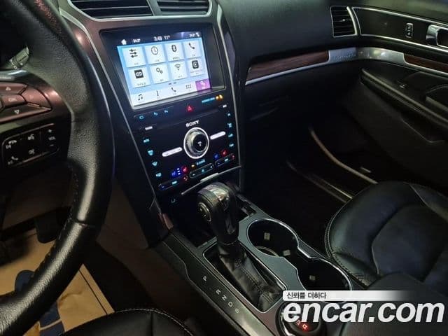 Ford Explorer 5세대, 2019 10