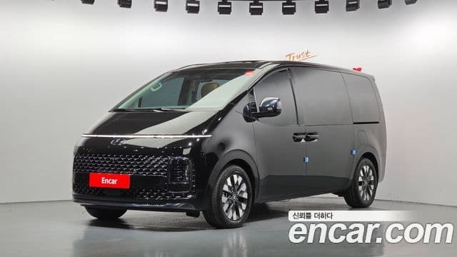 Hyundai Staria Inspiration, 2023 1