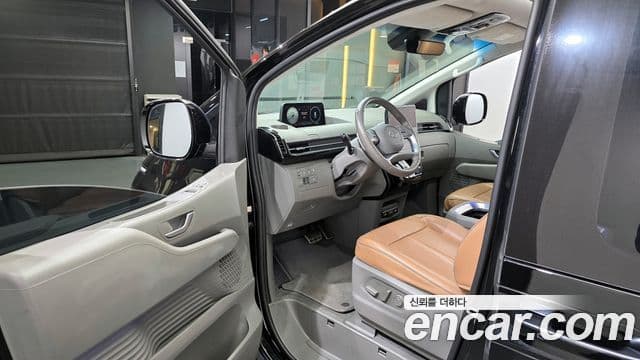 Hyundai Staria Inspiration, 2023 10