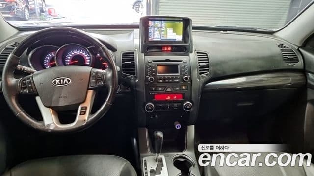 Kia Sorento R топовая версия, 2011 7