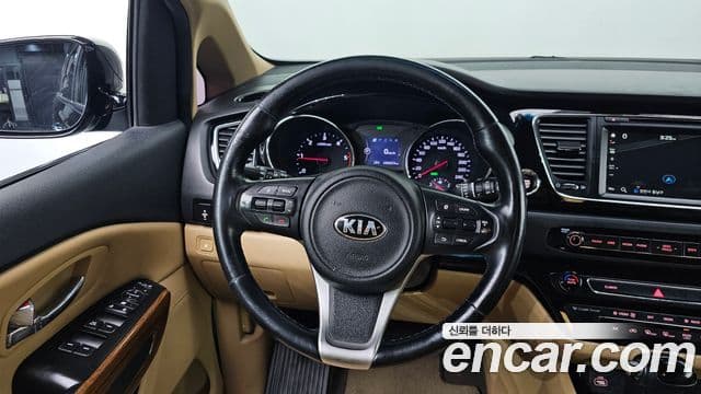 Kia All New Carnival Prestige, 2016 14