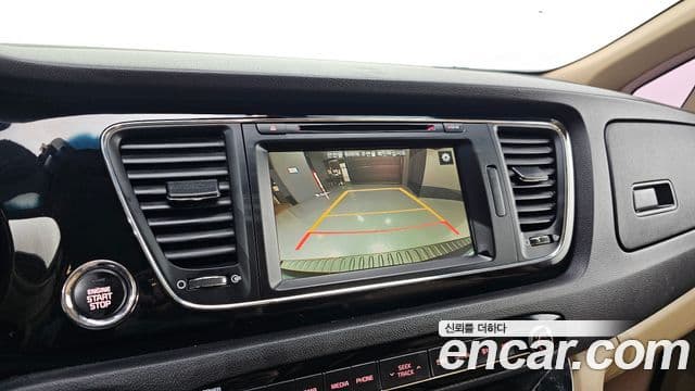 Kia All New Carnival Prestige, 2016 17