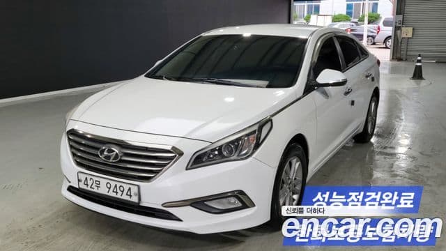 Hyundai LF Sonata Premium, 2015 1