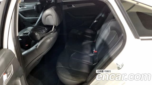 Hyundai LF Sonata Premium, 2015 11