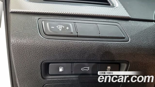 Hyundai LF Sonata Premium, 2015 13