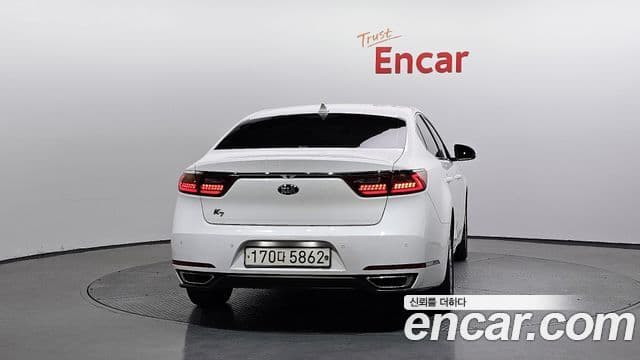 Kia All New K7 Luxury, 2016 4