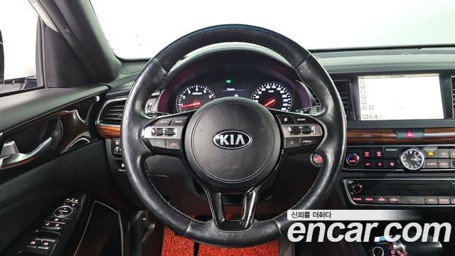 Kia All New K7 Luxury, 2016 15