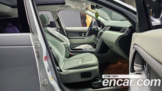 Land Rover Discovery Sport 2.0 TD4 SE, 2016 10