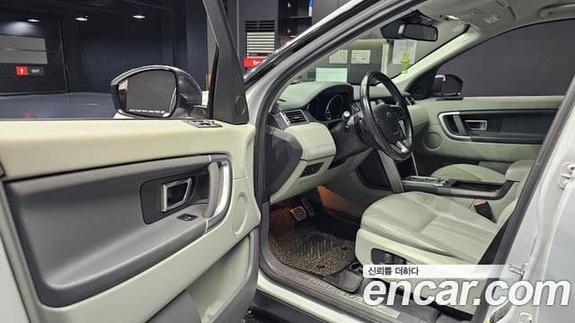 Land Rover Discovery Sport 2.0 TD4 SE, 2016 11