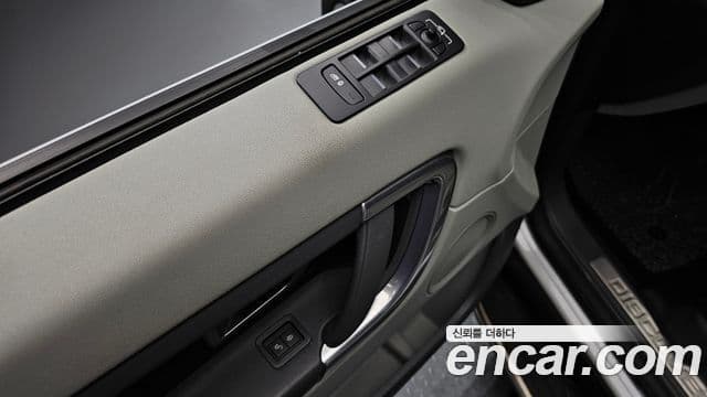 Land Rover Discovery Sport 2.0 TD4 SE, 2016 16