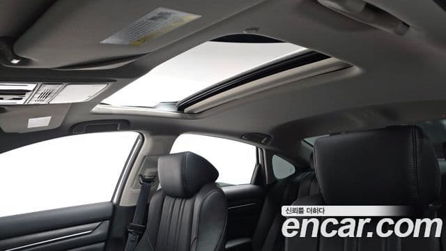 Honda Accord 10세대 1.5 турбо, 2021 18