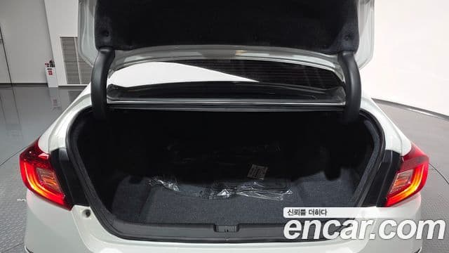 Honda Accord 10세대 1.5 турбо, 2021 20
