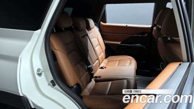 KG모빌리티(SsangYong) Torres T7, 2023 12