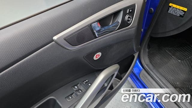 Hyundai Veloster PYL, 2015 14