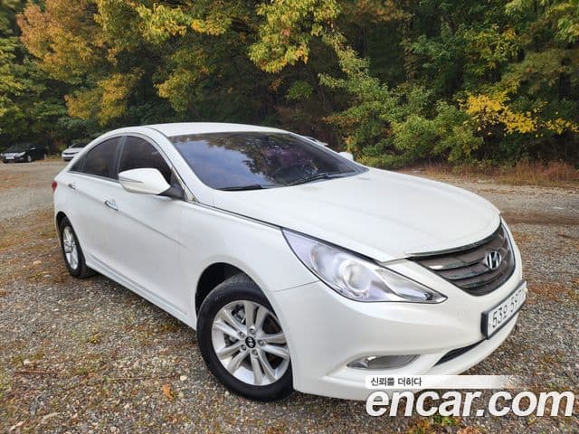 Hyundai YF Sonata LPI top, 2012 3