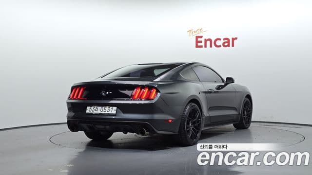 Ford Mustang купе, 2016 2