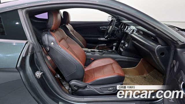 Ford Mustang купе, 2016 11