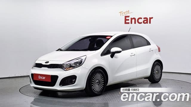 Kia All New Pride Luxury, 2014 1