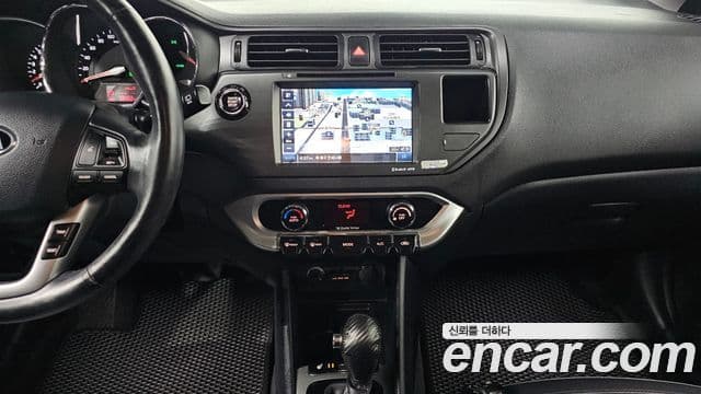 Kia All New Pride Luxury, 2014 15