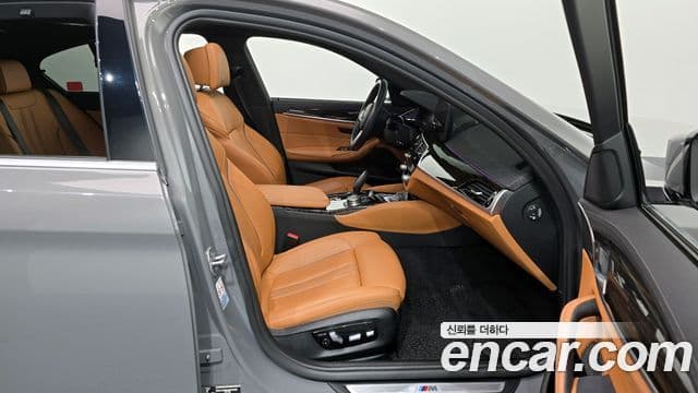 BMW 5시리즈 (G30) 520i M Sport, 2022 11