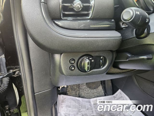 Mini Cooper 클럽맨 2세대, 2018 15