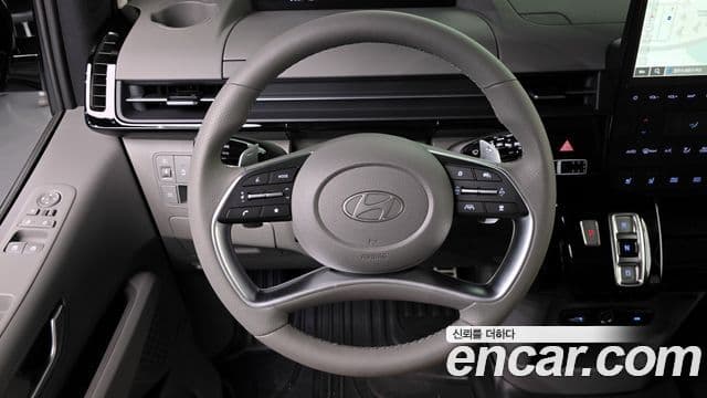 Hyundai Staria Inspiration, 2025 14