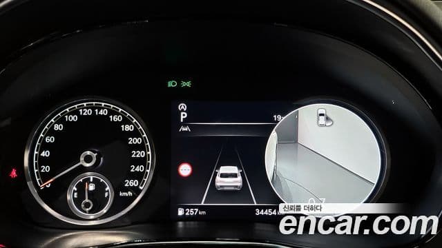 Genesis GV70, 2024 8