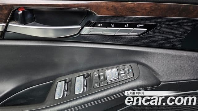 Genesis EQ900 Luxury, 2016 12