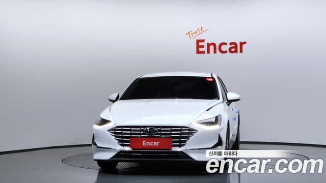 Hyundai Sonata гибрид (DN8) Premium Plus, 2022 3