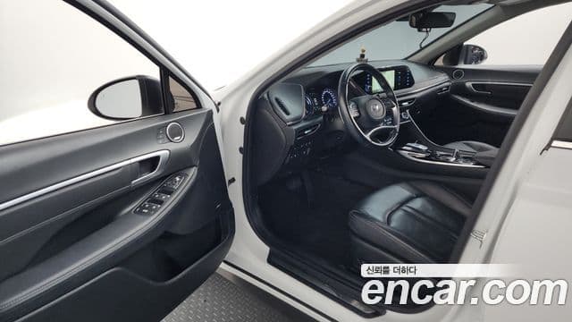 Hyundai Sonata гибрид (DN8) Premium Plus, 2022 10