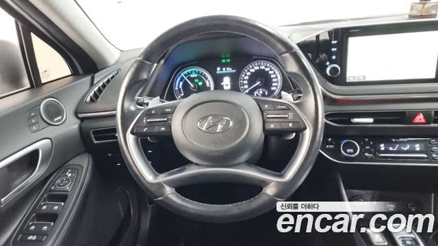 Hyundai Sonata гибрид (DN8) Premium Plus, 2022 13