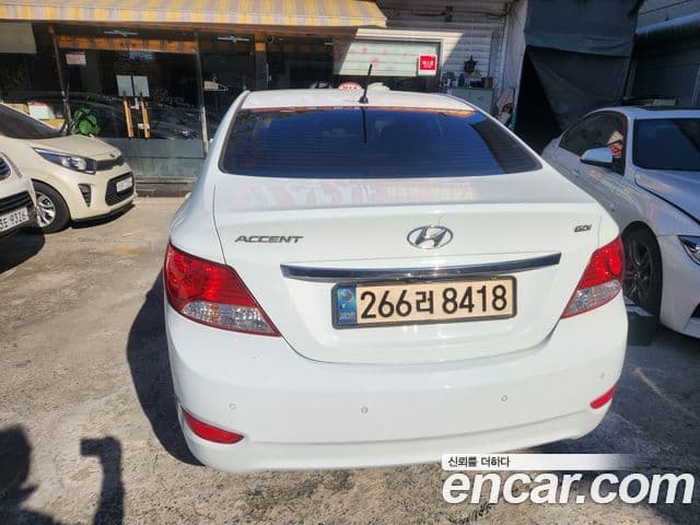 Hyundai Accent(новый кузов / новое поколение) 1.6 GDI top, 2012 все фото