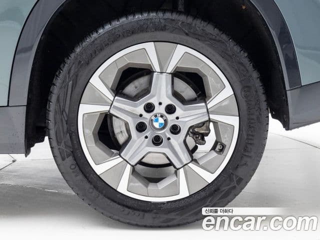BMW X1 (U11) xDrive 20i xLine, 2025 все фото