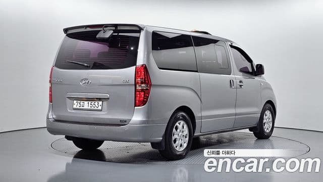 Hyundai Grand Starex CVX Premium, 2012 2