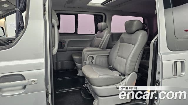Hyundai Grand Starex CVX Premium, 2012 12