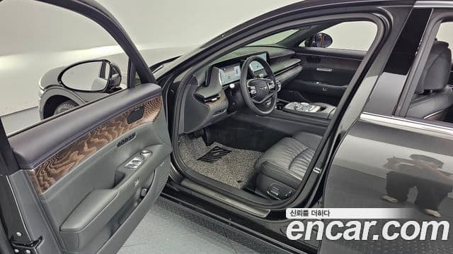 Genesis G90 (RS4) бензин 3.5 турбо AWD, 2023 11