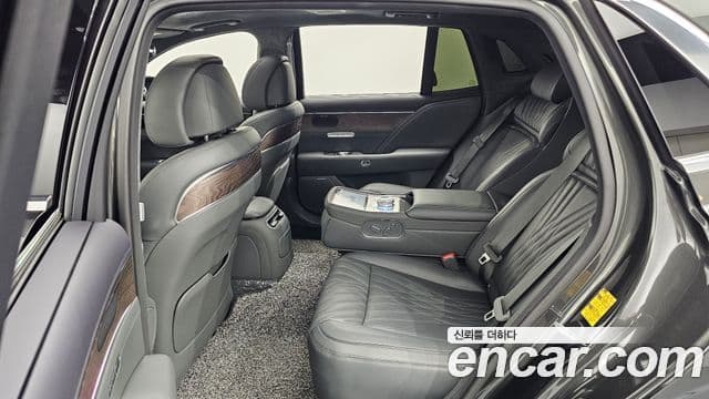 Genesis G90 (RS4) бензин 3.5 турбо AWD, 2023 12