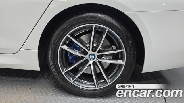 BMW 5시리즈 (G30) 523d M Sport, 2023 все фото