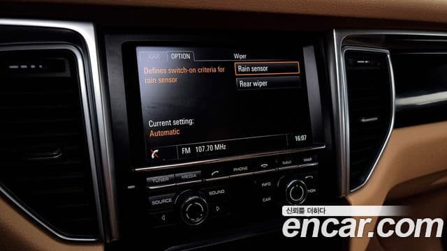 Porsche Macan 95B, 2016 16