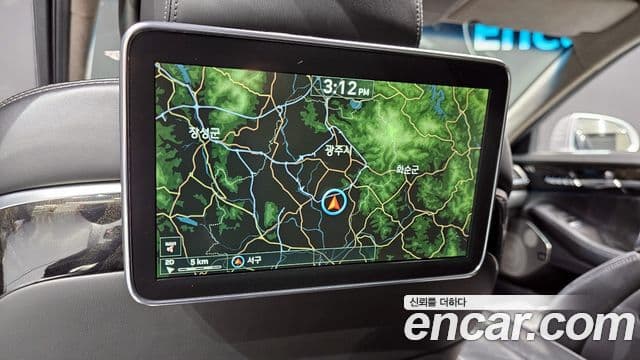 Genesis EQ900 Prestige, 2016 19