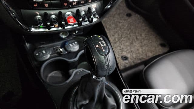 Mini Cooper 클럽맨 2세대, 2019 9