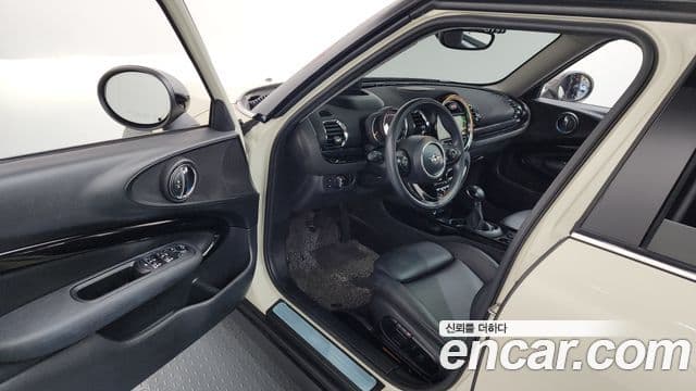 Mini Cooper 클럽맨 2세대, 2019 10