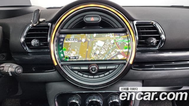 Mini Cooper 클럽맨 2세대, 2019 14