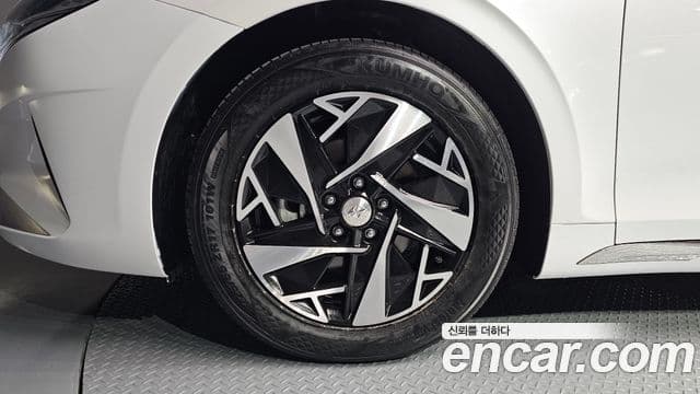 Hyundai The / новый New Grandeur IG гибрид Le Blanc, 2022 все фото