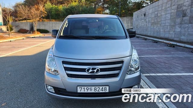 Hyundai Grand Starex Smart, 2017 1