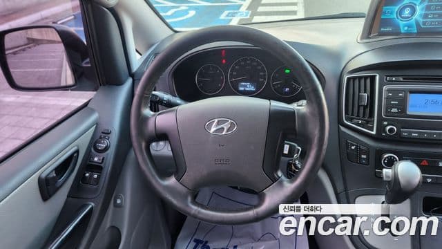 Hyundai Grand Starex Smart, 2017 10