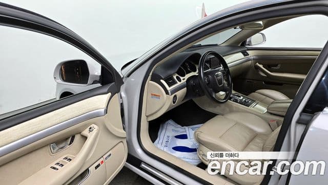 Audi New A8 D3, 2010 10