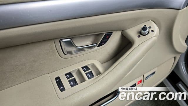 Audi New A8 D3, 2010 13