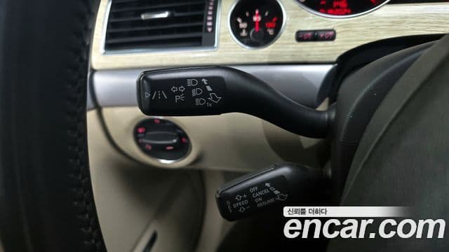 Audi New A8 D3, 2010 16