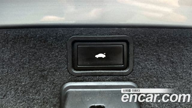 Audi New A8 D3, 2010 20